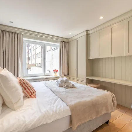 Apartment 1 Op De Zeedijk In Logie Marie
